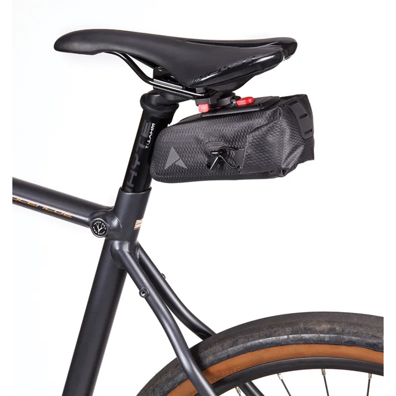 Altura QR Saddlebag Charcoal-2